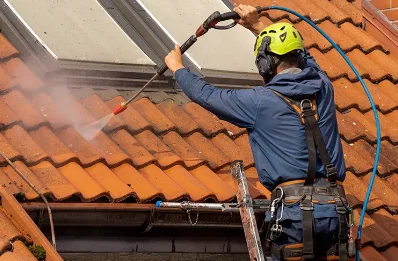 Démoussage et hydrofuge de toiture à Affracourt